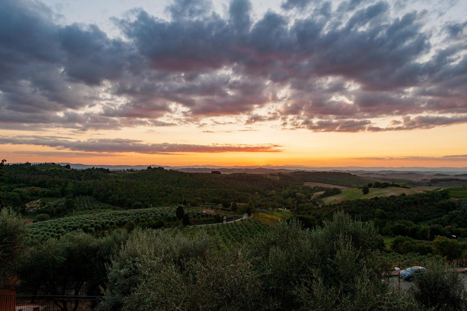 Vista dalla porta d'accesso di Trequanda